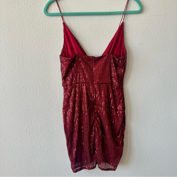 CLEARANCE ‼️ Burgundy Deep V Sequin Party Dress - Picture 8 of 9